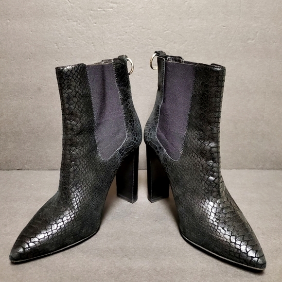 PAIGE Kingston Pull-on Boots - Picture 5 of 11